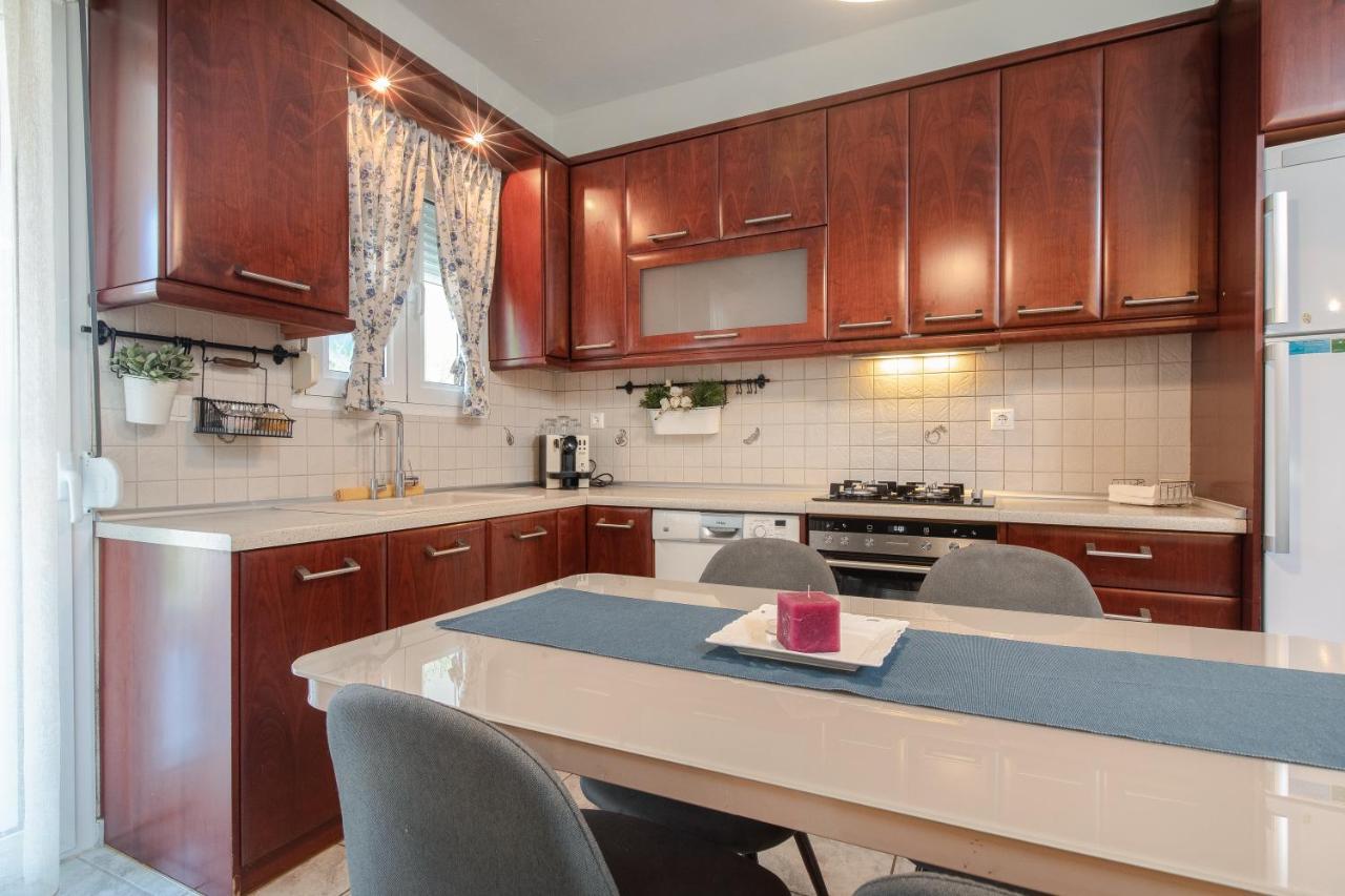 Tommy'S Family Apartment 卡泰里尼 外观 照片